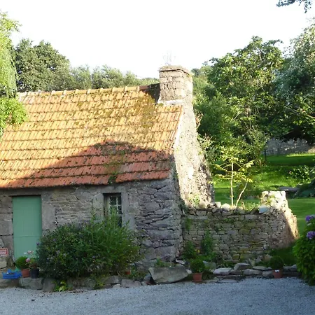 Coastal Escape With Garden *